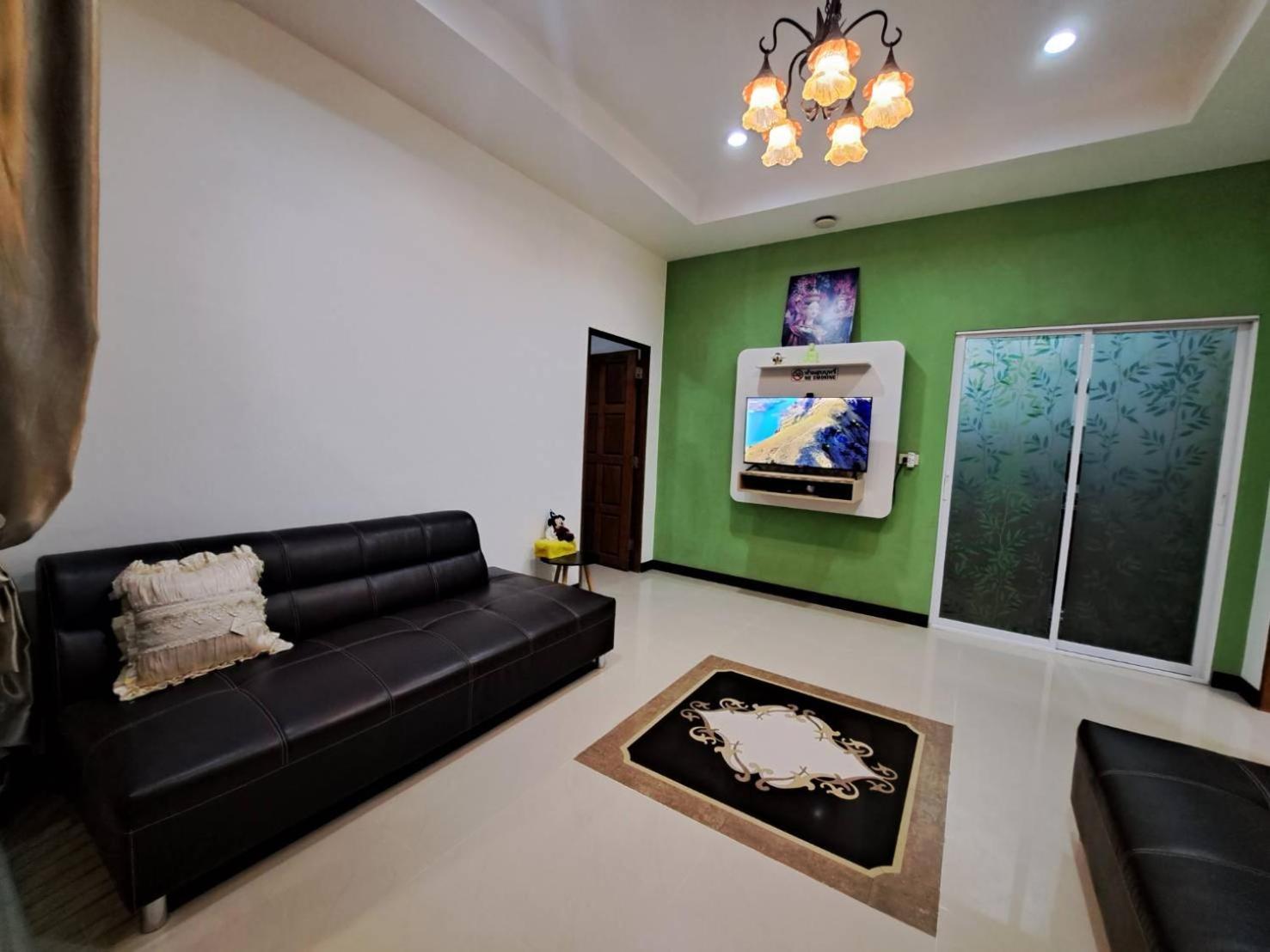 Bluepool Pattaya Villa Bang Sare