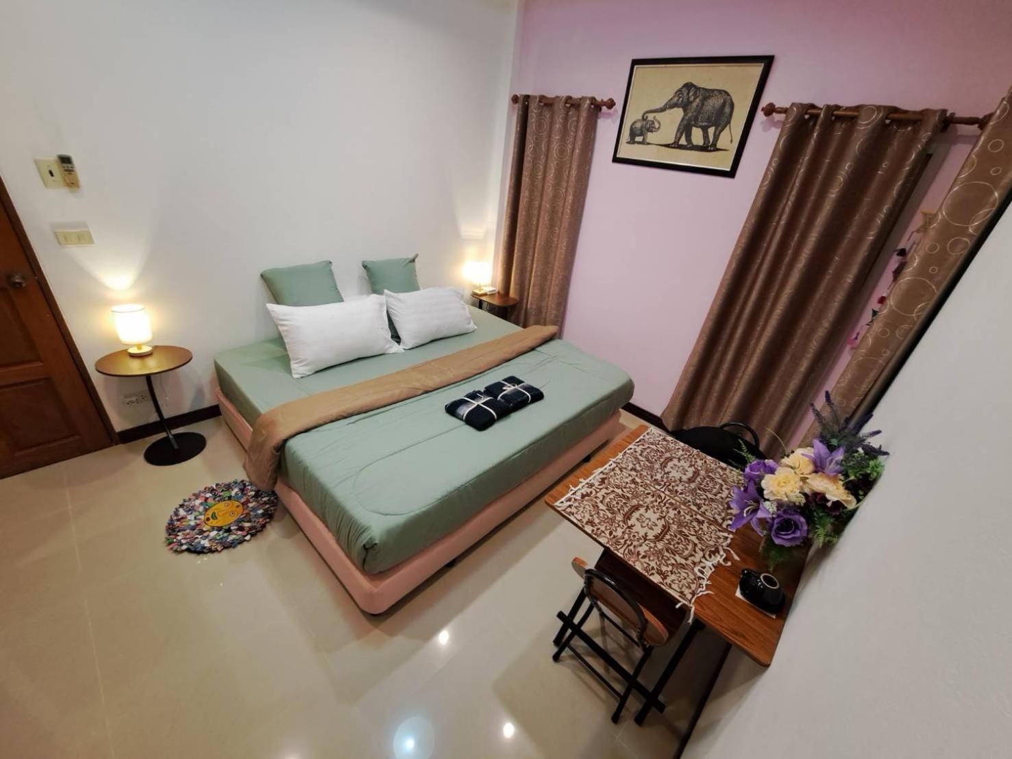 Bluepool Pattaya Villa